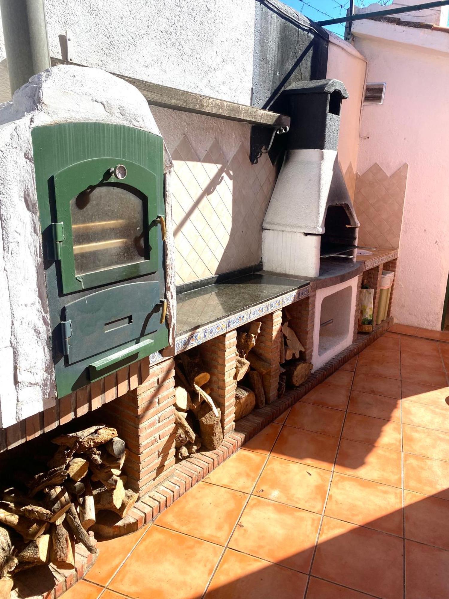 Villa Huetor , Piscina Y Barbacoa Privada Huétor Vega Eksteriør billede